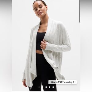 Athleta Pranayama restore wrap size small